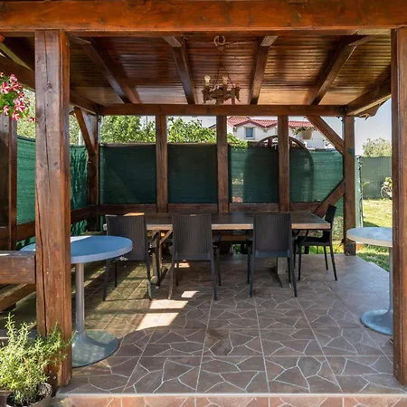 Apartman 2 Bedroom Stunning In