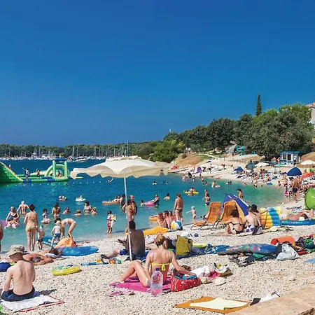 2 Bedroom Stunning In * Pula